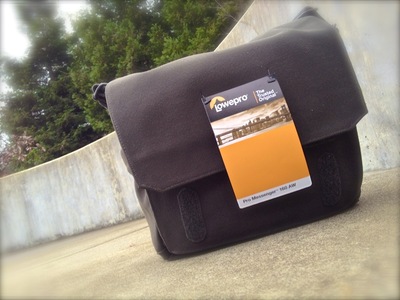 lowepro_pro_messenger_160_outside.jpg